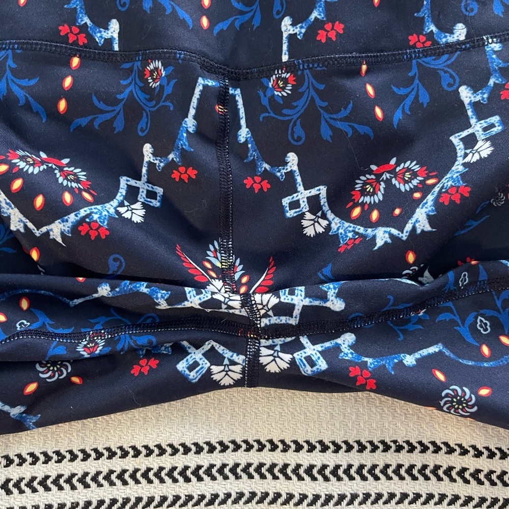 Zelos graphic athletic leggings / work out pants size medium # 2152 - Picture 6 of 9